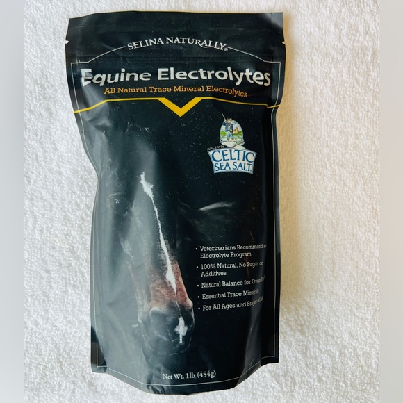 Celtic Sea Salt Selina Naturally Crumbled Horse Electrolytes, 1 lb. - Picture 6 of 6